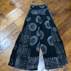 Women’s Earthbound Split Open Pants Size:S